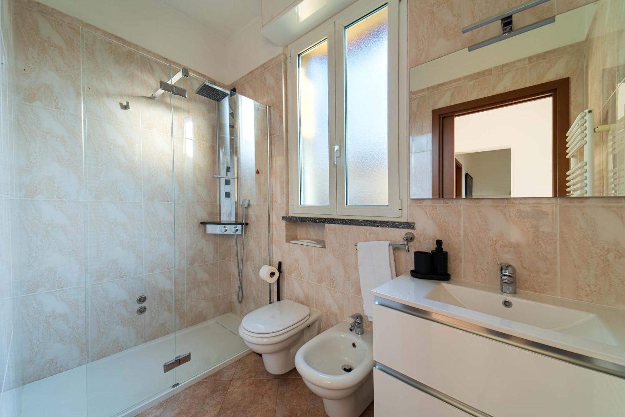 Moonlight - Lecco Getaway Apartment Exterior foto